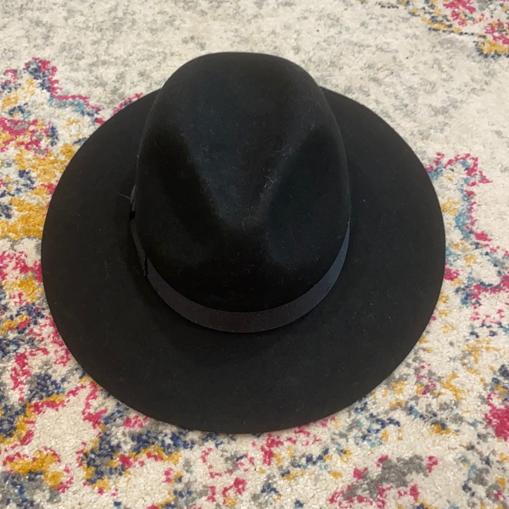 Lack of Color Hat, size M